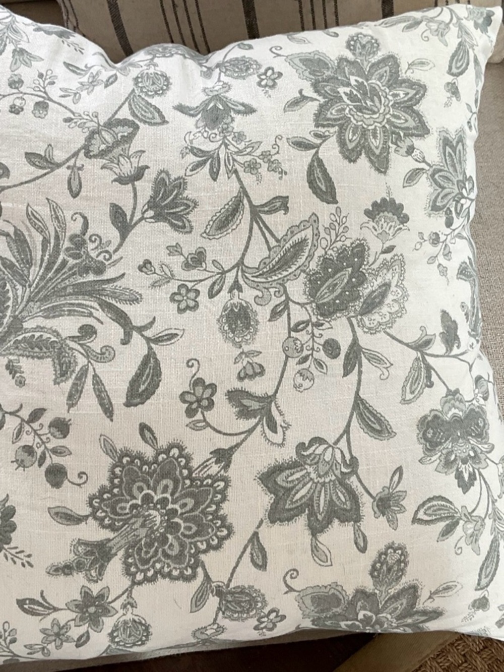 S/2 Decorative Floral Throw Pillow covers  in Gray and White - 20”x20”.